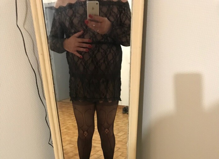 travesti cokine recherche homme pour plans chauds .