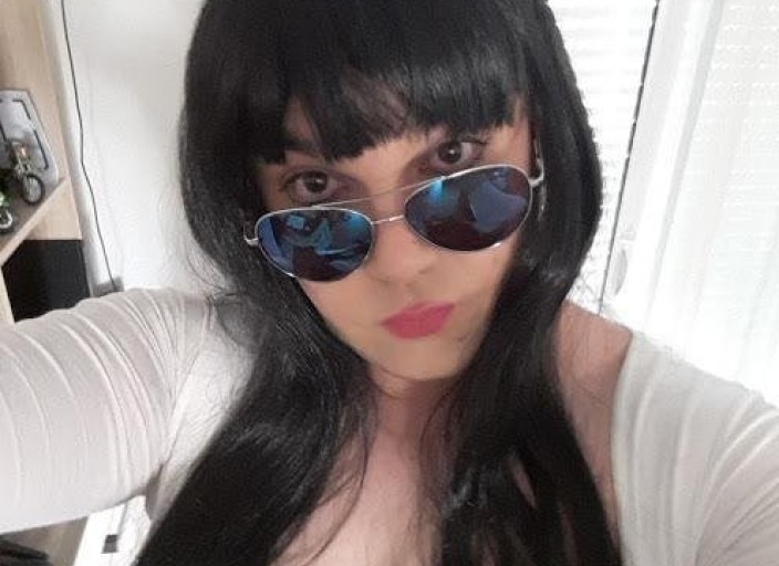 Jolie travesti cherche mec actif ou passif