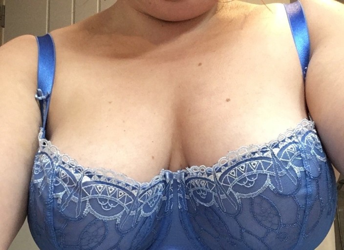 Femme bi recherche femme