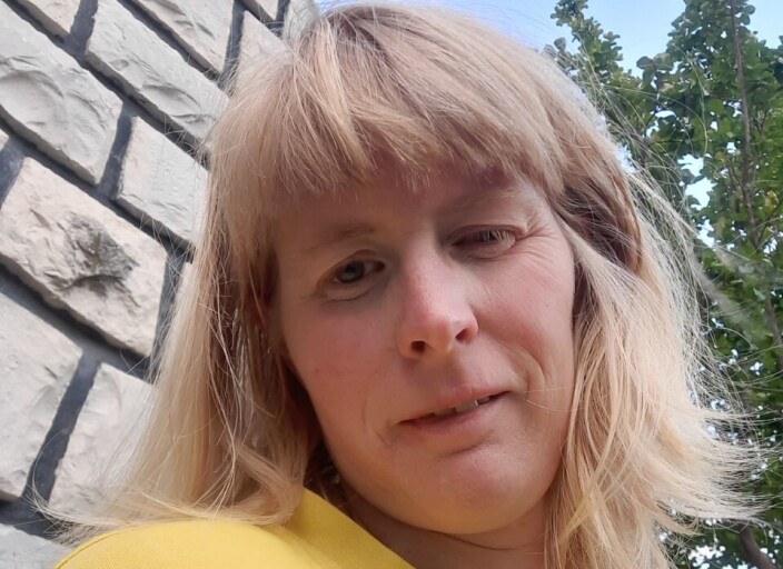 Recherche une femme