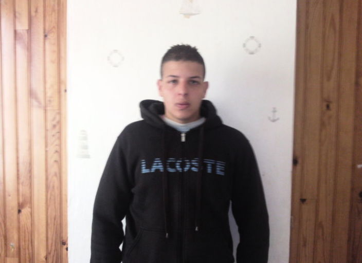 jeune homme charmant recherche femme de tout genre