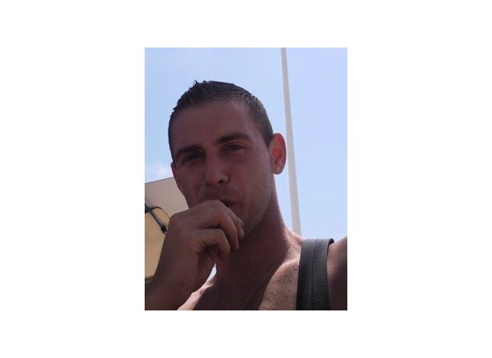 Homme 26 ans cherche Jeune femme pour plaisir inat.