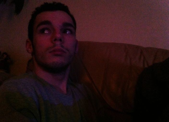 homme cherche femme chaude  (H)