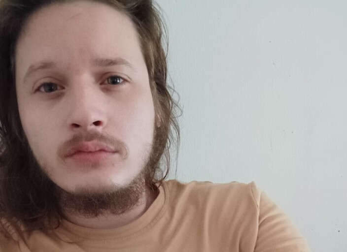 jeune homme de 23 ans cherche de nouvelle expérie.