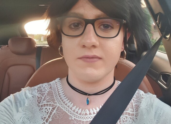 femme trans cherche femme cis, trans, femboy