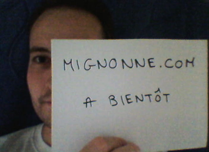 Recherche jeune femme...