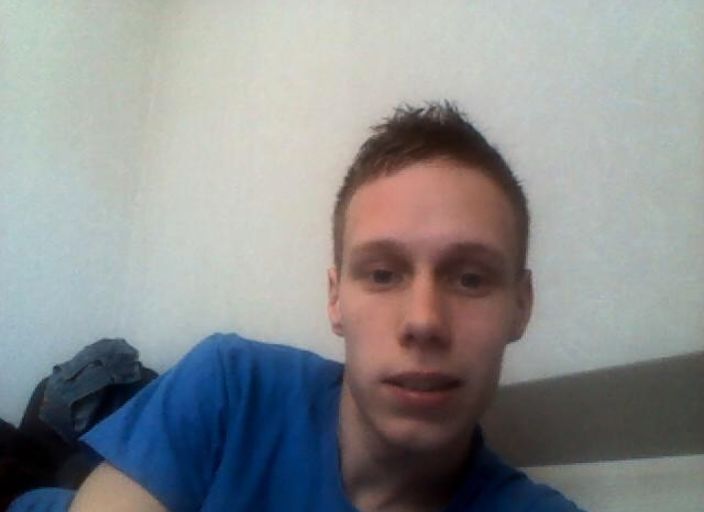 cherche femme pour réèl