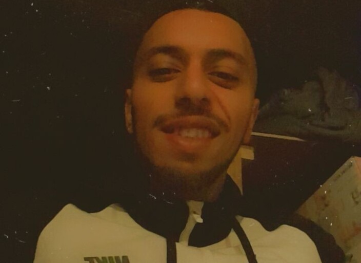 ALGERIEN BG DE 24 ANS PARIS CHERCHE RENCONTRE