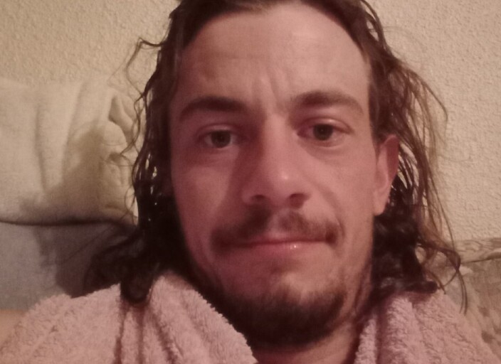 jeune homme de 28 ans cherche de nouvelle expérie.