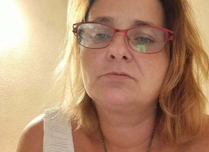 bjr,,bsr : femme de 47 ans marié recherche ici po.