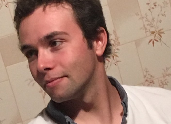 Jeune homme recherche femme