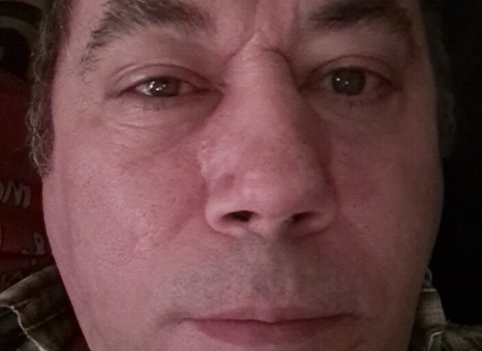 Homme 51 ans ch jeune transsexuel