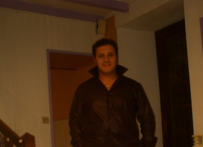 homme 29 ans cherche une relation avec une femme m.