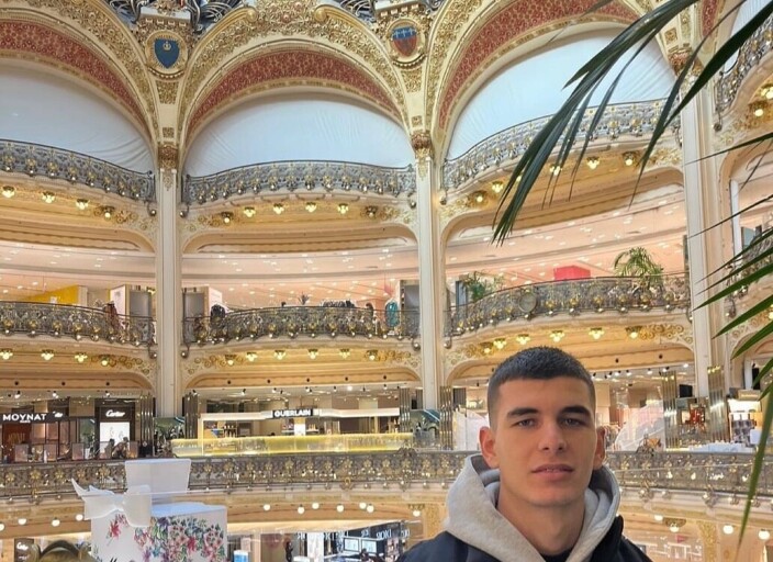 🇦🇱 Marseille📍🇫🇷23♠️dm _defrim.zela_