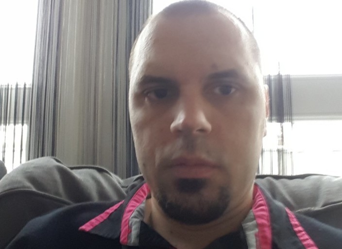 Recherche femme ou couple