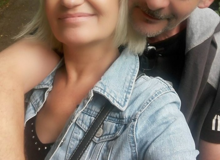 Couple recherche femme bi