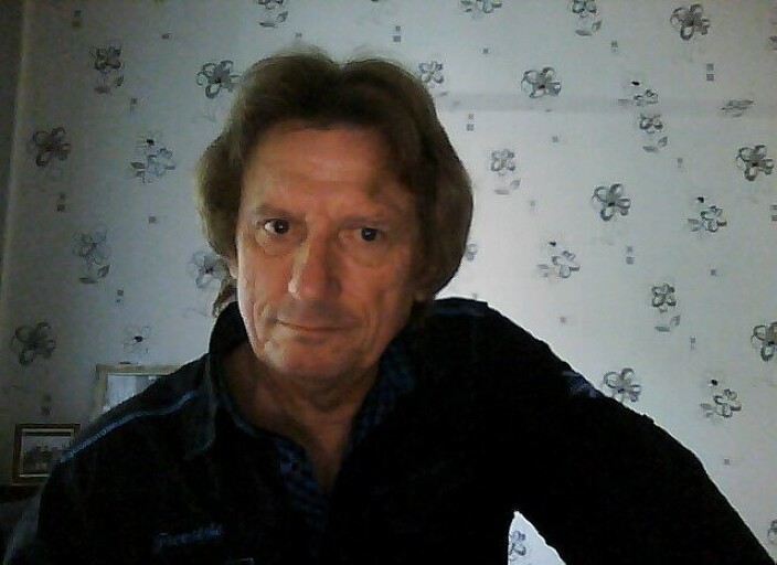 je recherche femme mature de 50 ans ou plus, clean.