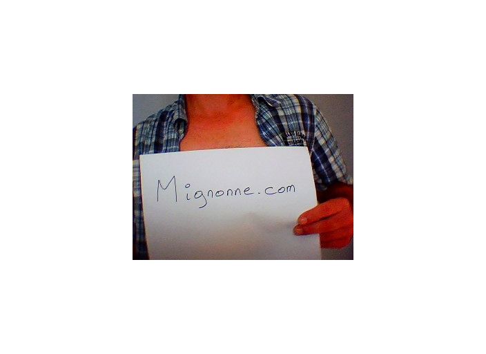 cherche femme pour moments calins