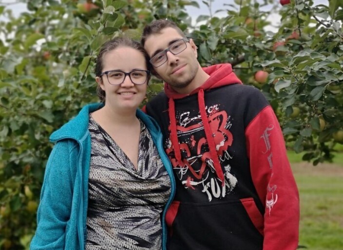 Couple cherche femme